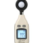 نور سنج دیجیتال بنتک مدل GM1010